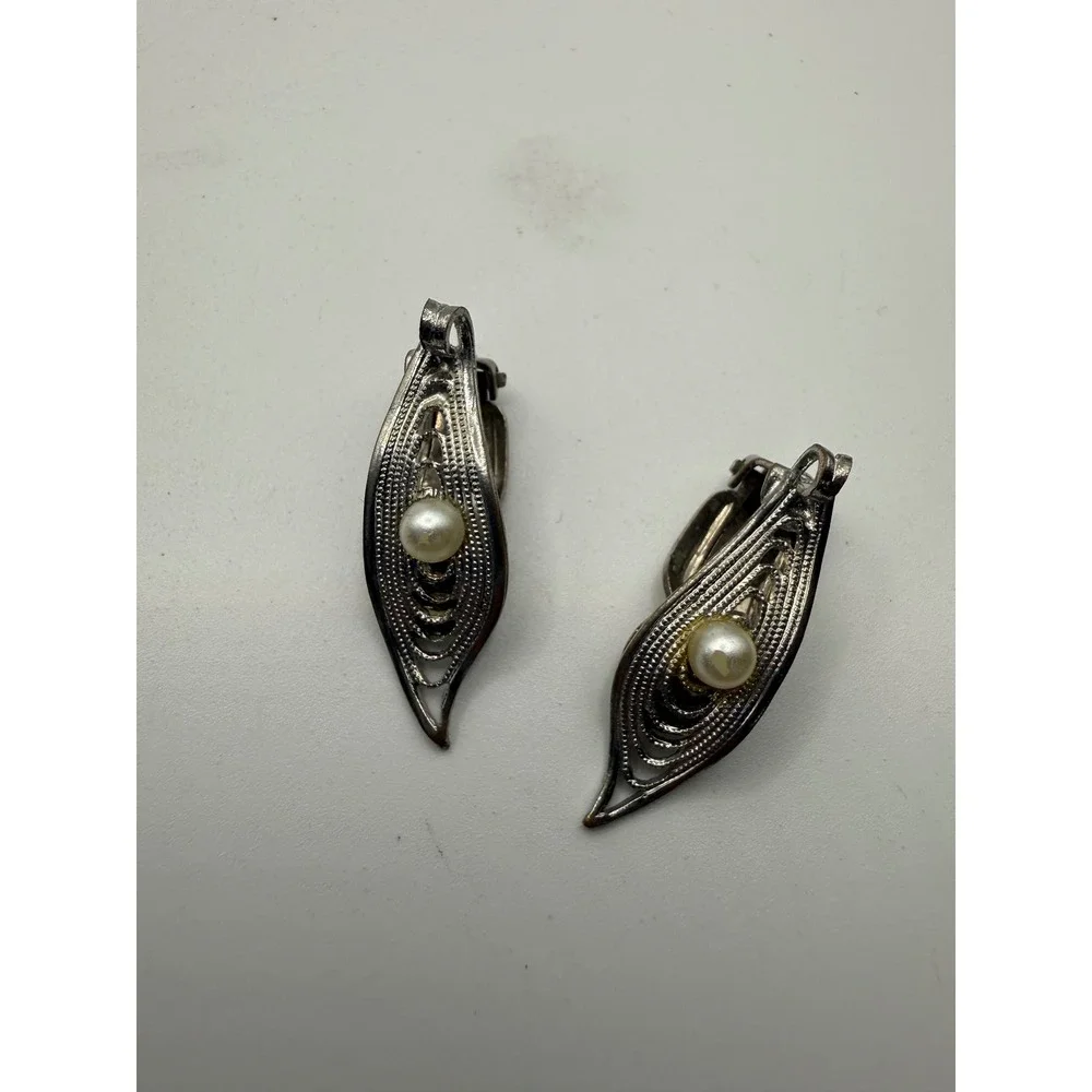 Vintage Germany Silver Tone Faux Pearl Filigree Leaf Clip On Earrings